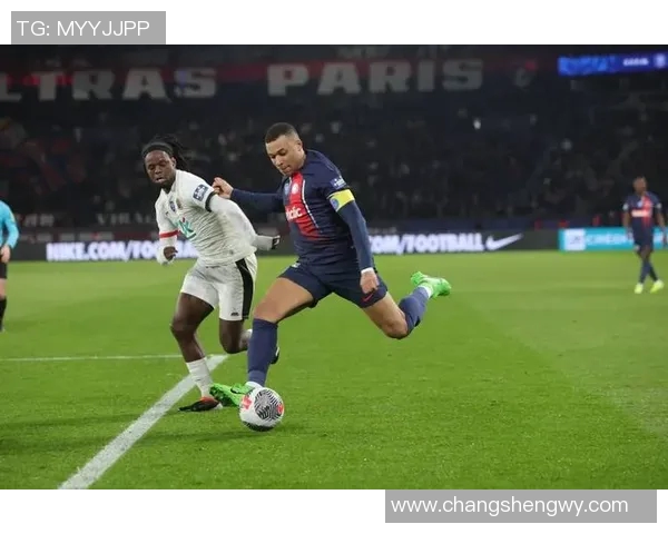 姆巴佩领衔阿尔巴转会巨额合同，将成为新赛季焦点球星